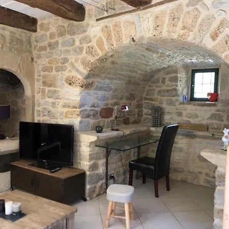 La Laiterie - La Planhe Tatil Evi *